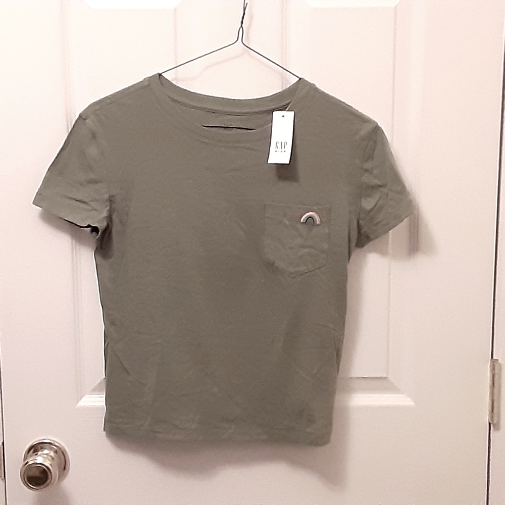 NWT Gap Factory Rainbow Pocket Girl Tshirt Size L
